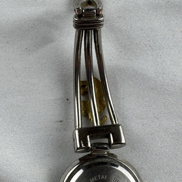 Gucci Womens Watch Quartz For Parts / Repair Metal w Elephants Design - Picture 8 of 13